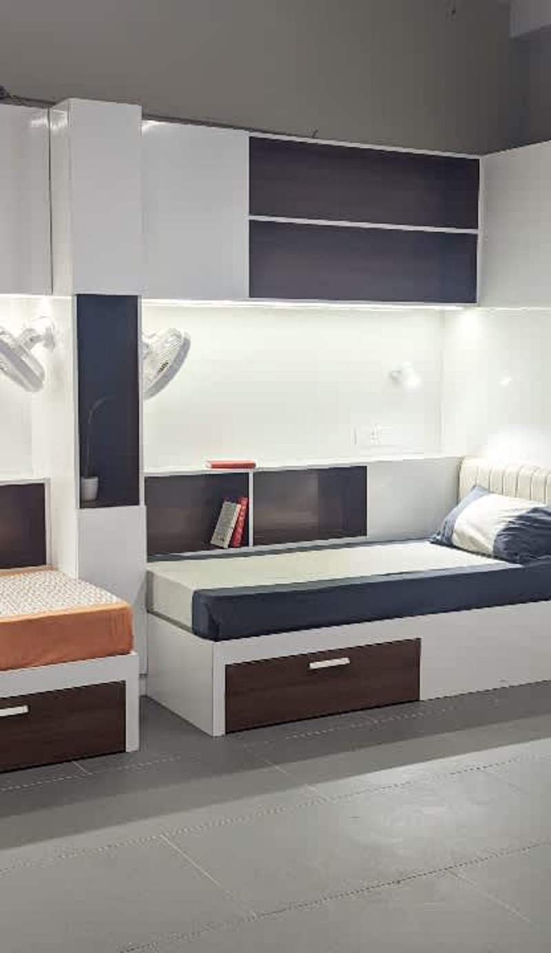 Commune Pods City Centre