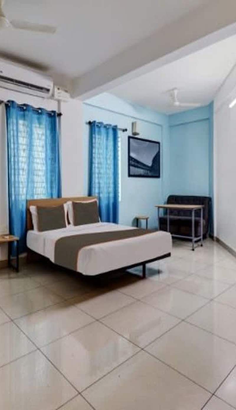 S M Suites