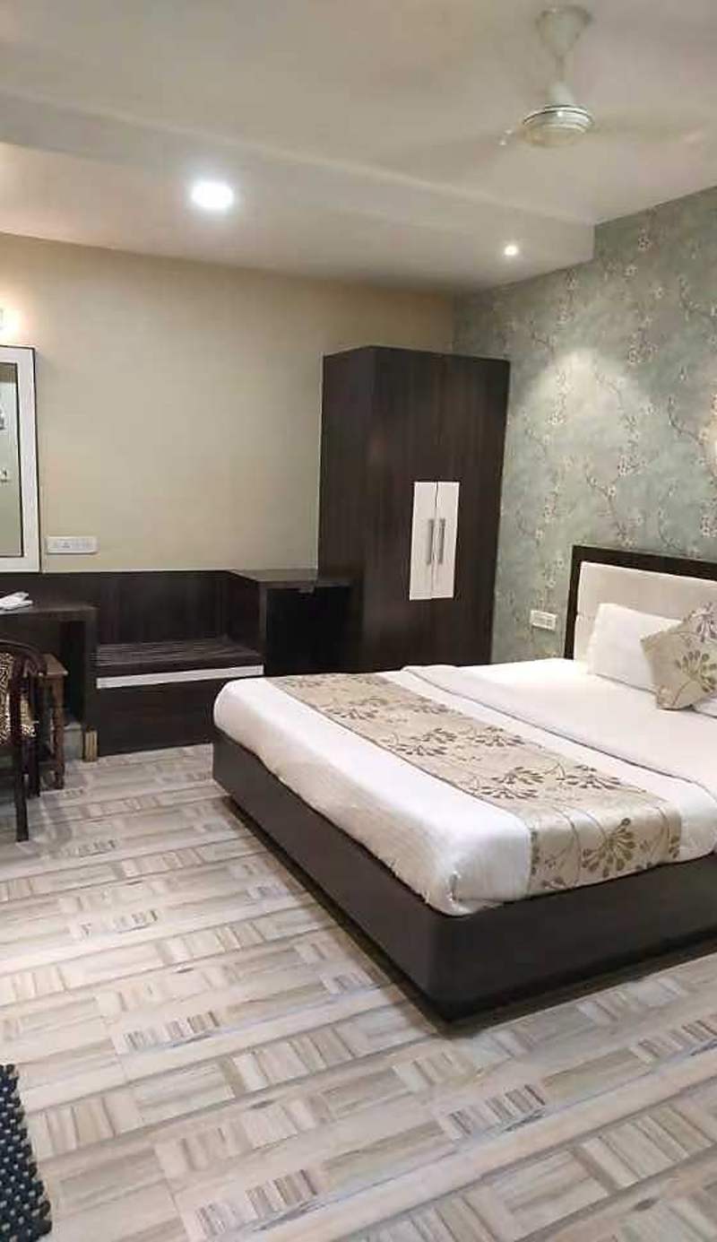 Royal Guest House