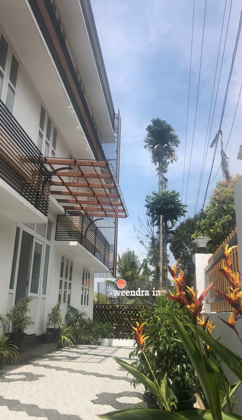 Raveendra Inn