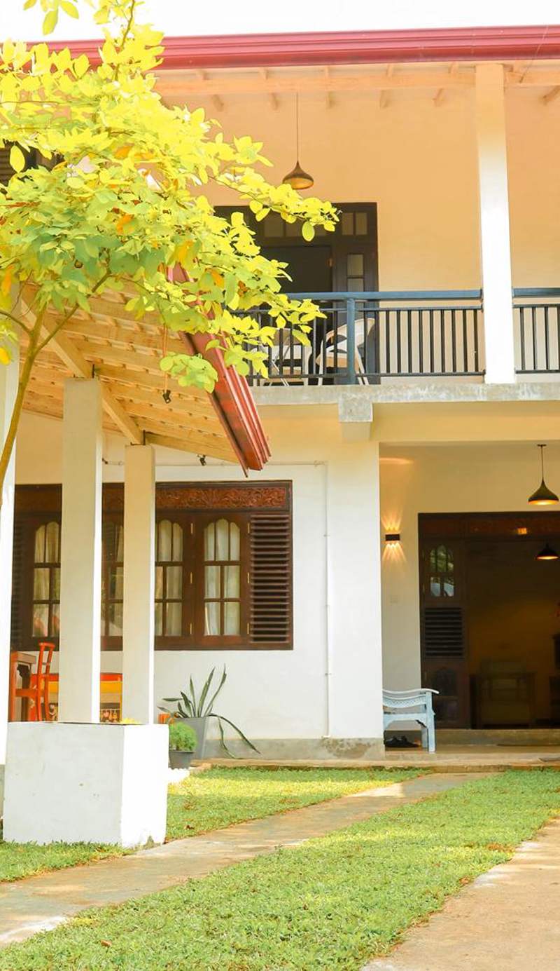 AYUBELLO Hostel & Suites