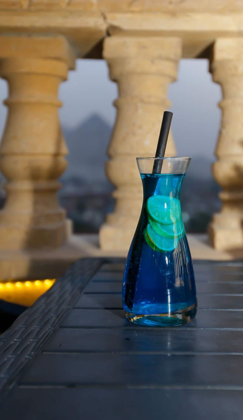 Crowne Pyramids view inn