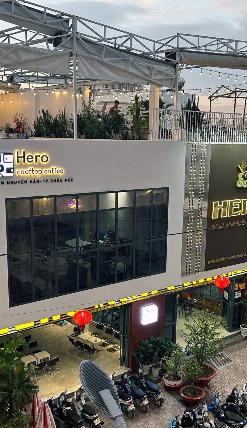 Hero Hostel & Billiards