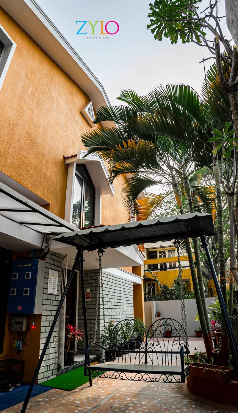 Zylo Hostel