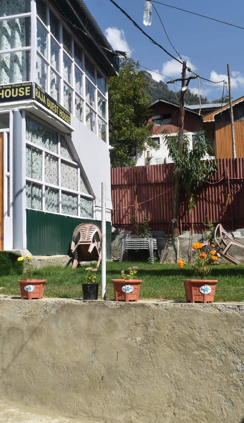 Raja Guest House Pahalgam