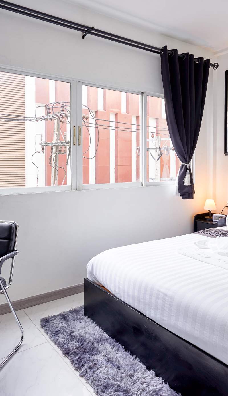 Thonglor Suites Hotel