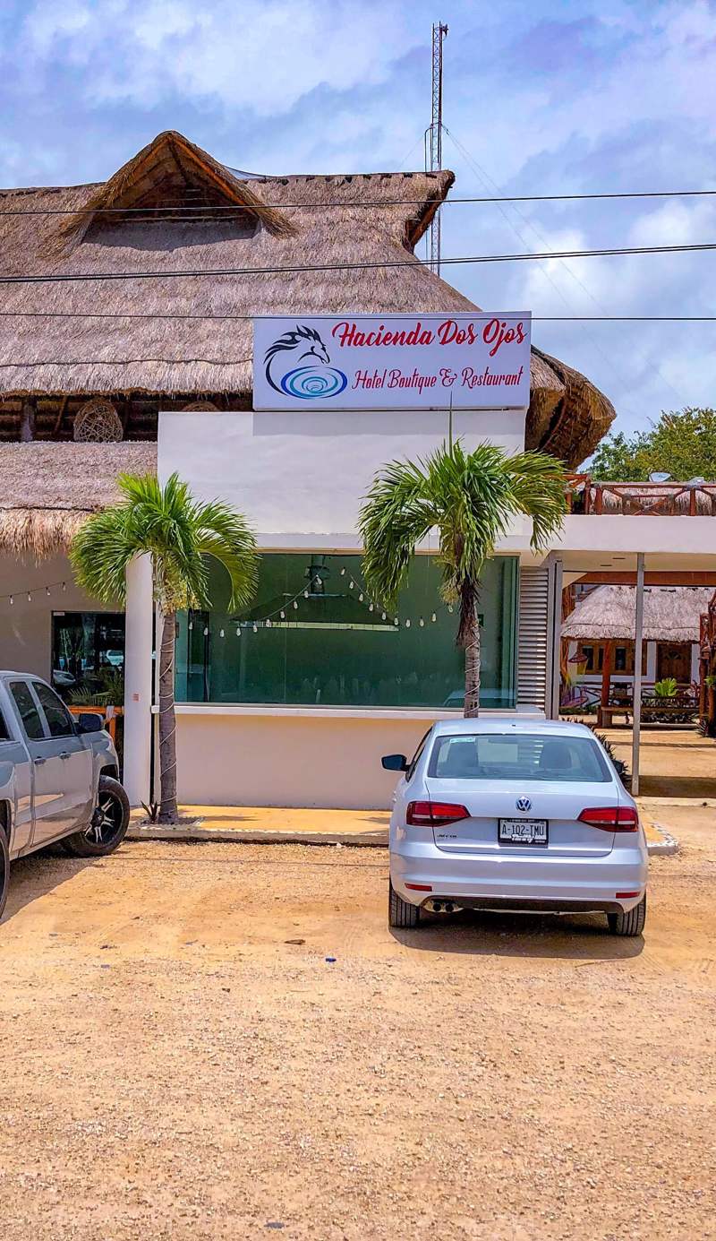 Hotel Hacienda Dos Ojos