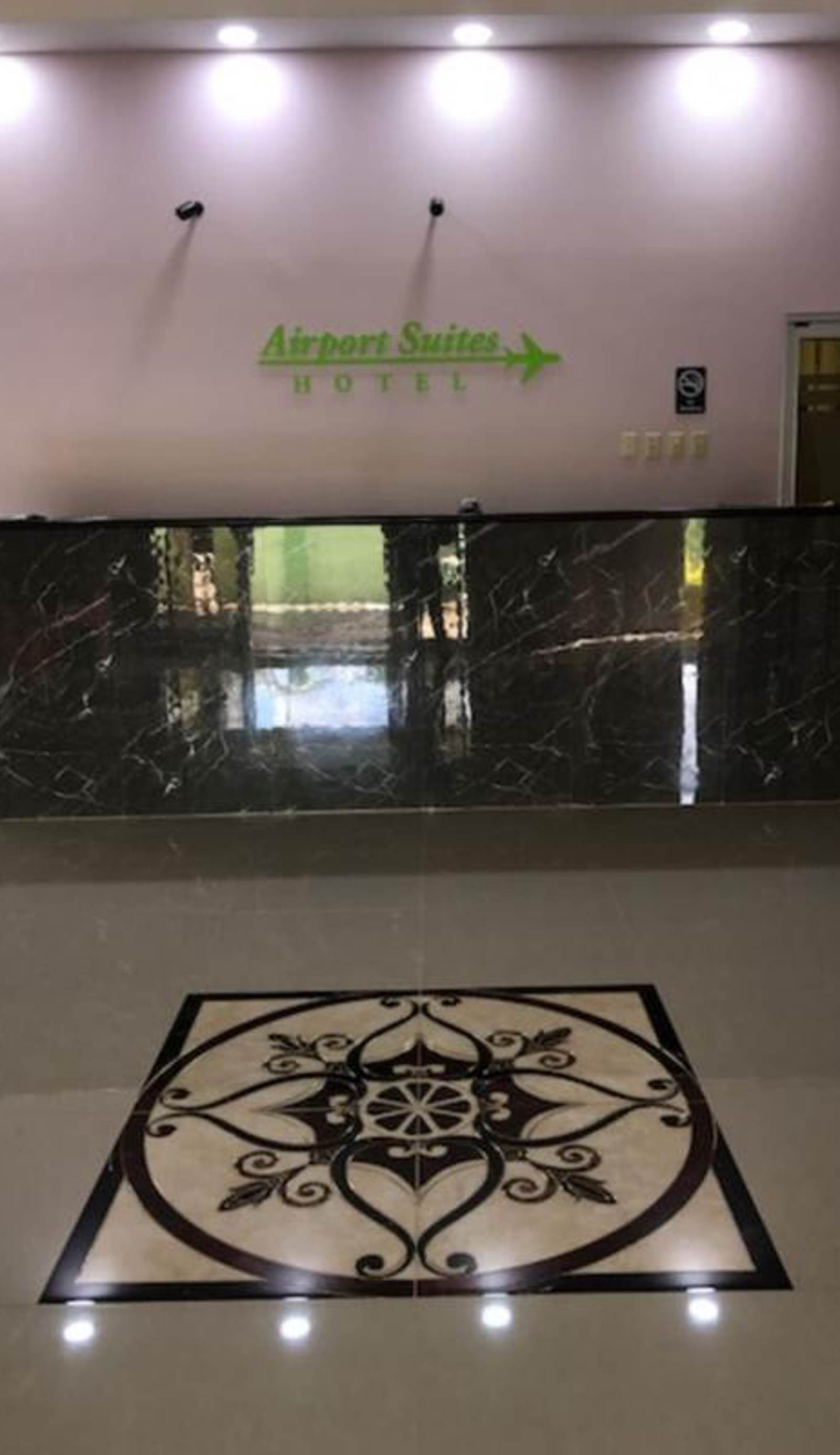 Airport Suites Hotel