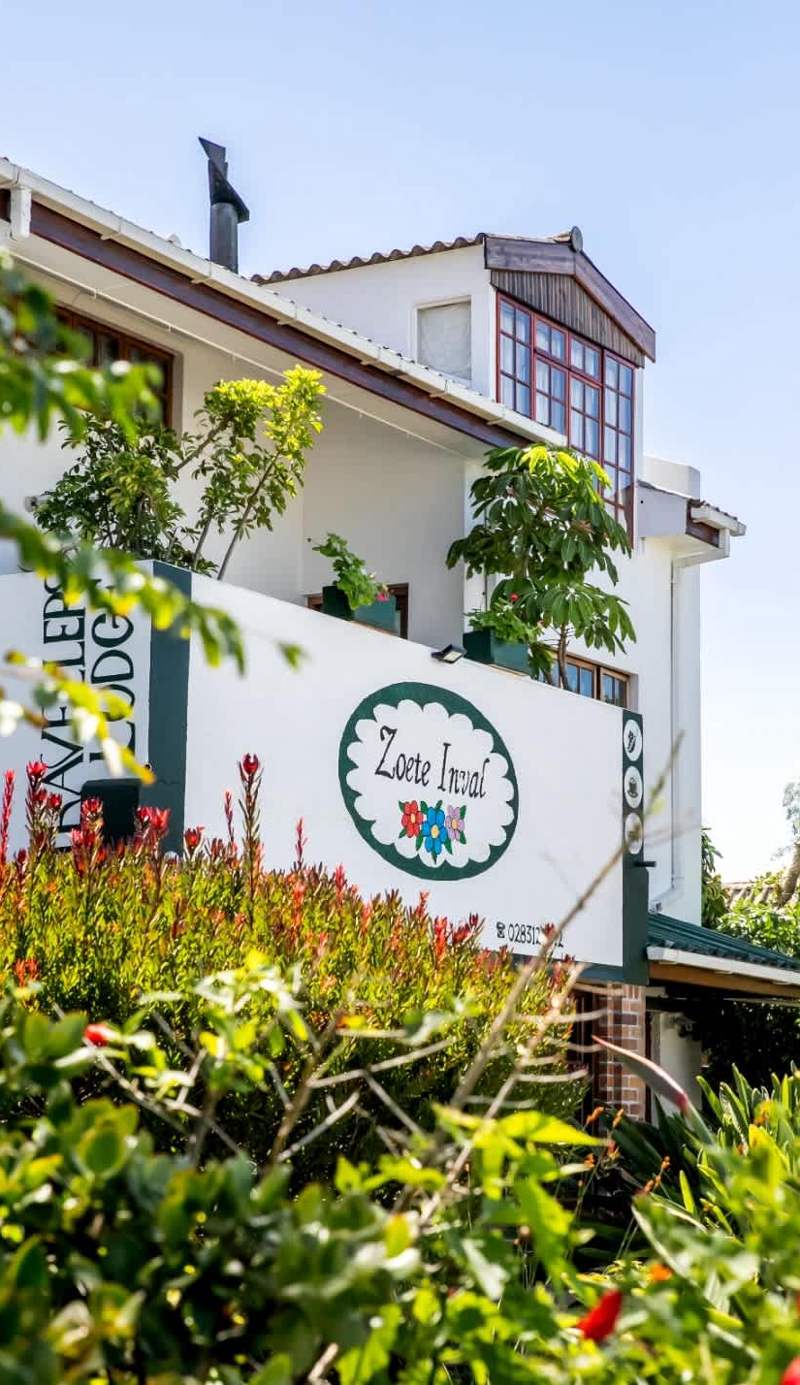 Zoete Inval Travellers Lodge