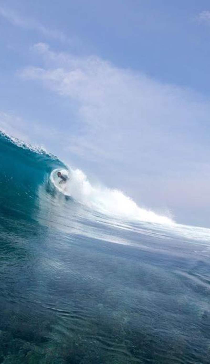 Mentawai Ebay Playground Surfcamp