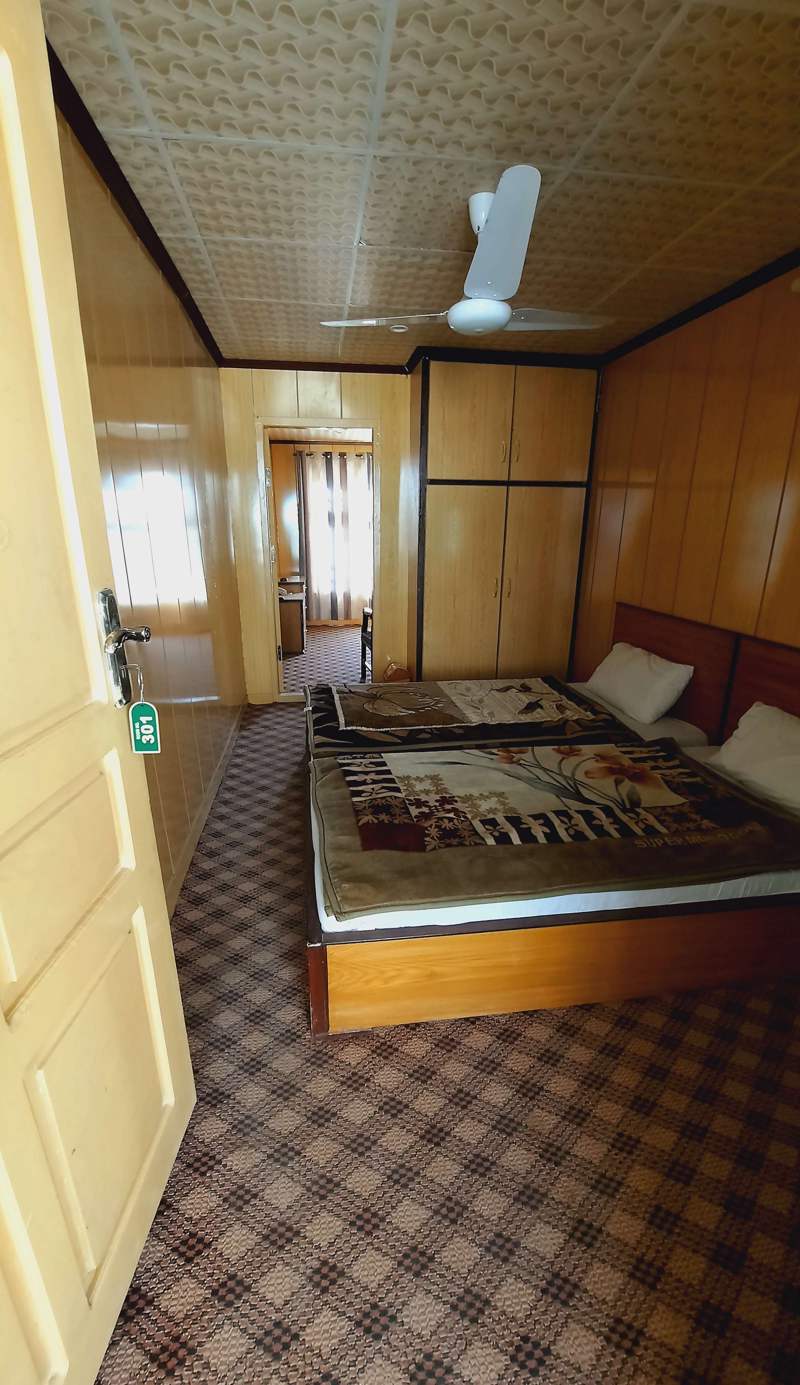 Baltistan Mountain Chalet Hotel