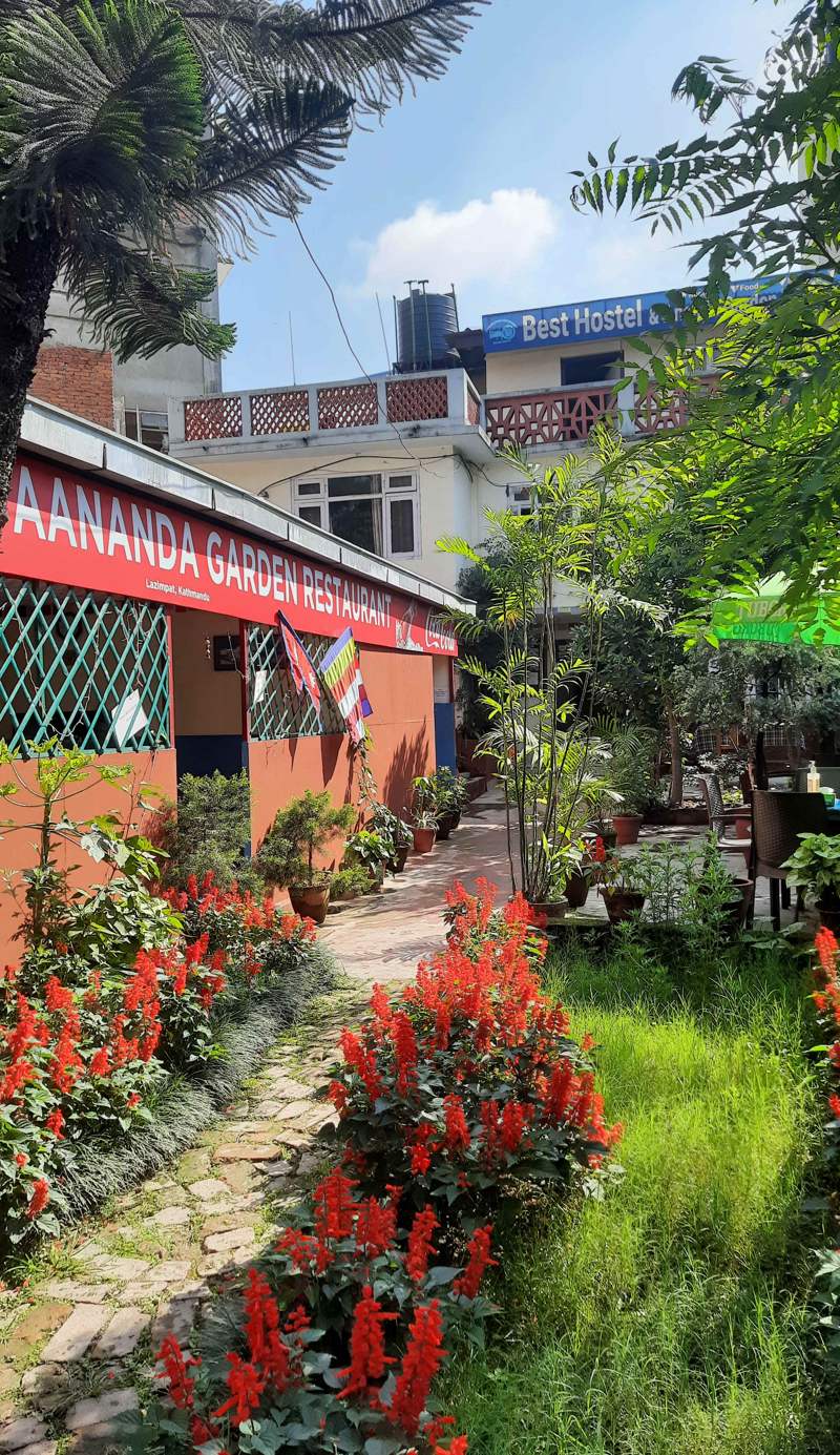 Best Hostel&Ananda Garden Restaurant