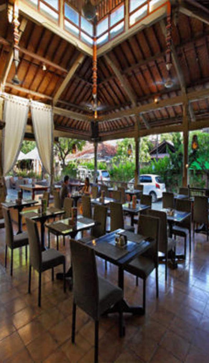 Adi Dharma Hotel Legian