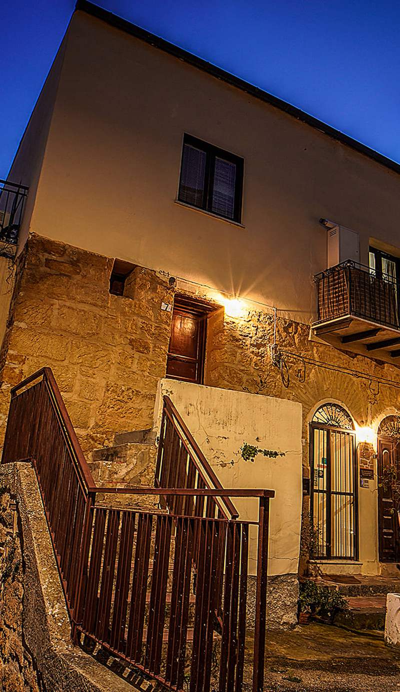 Casa Lerux