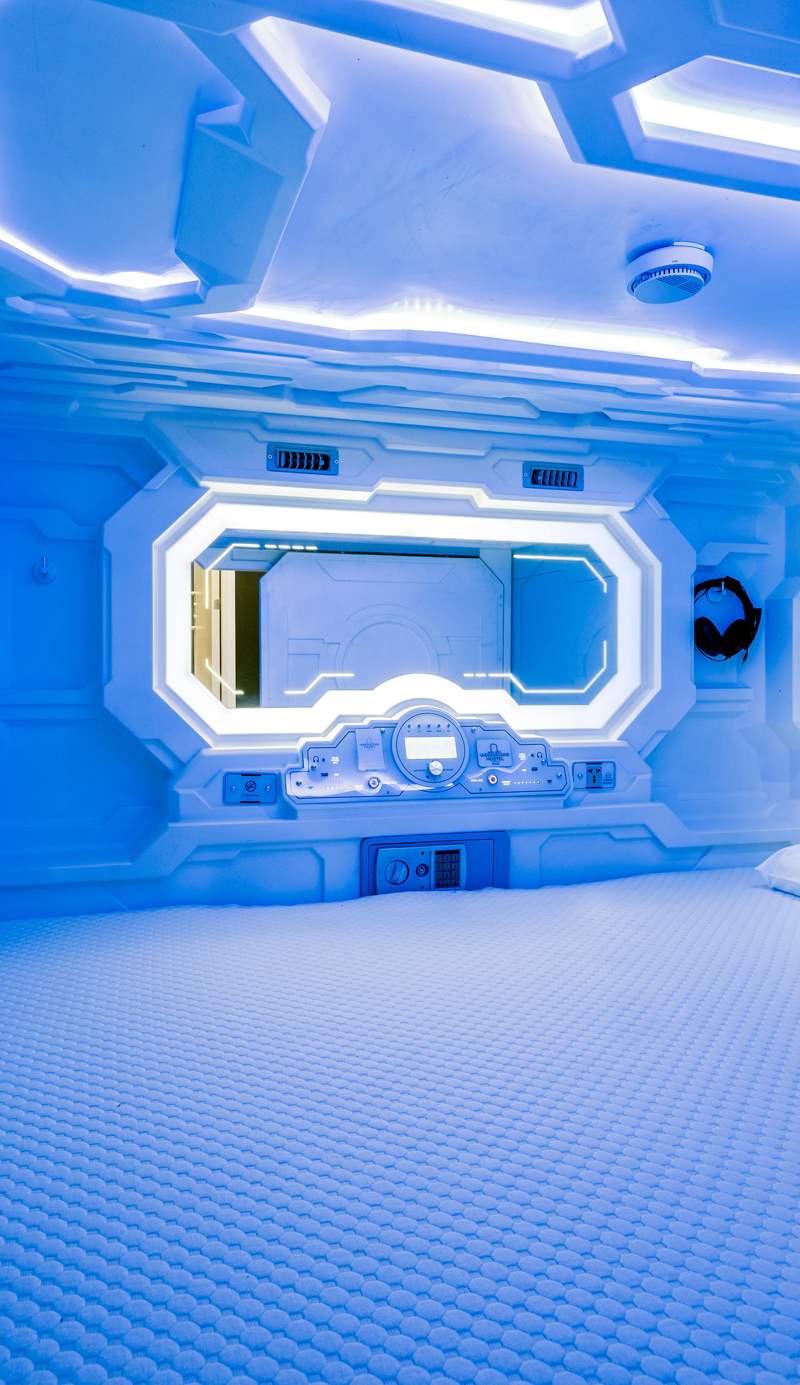 Underground Capsule