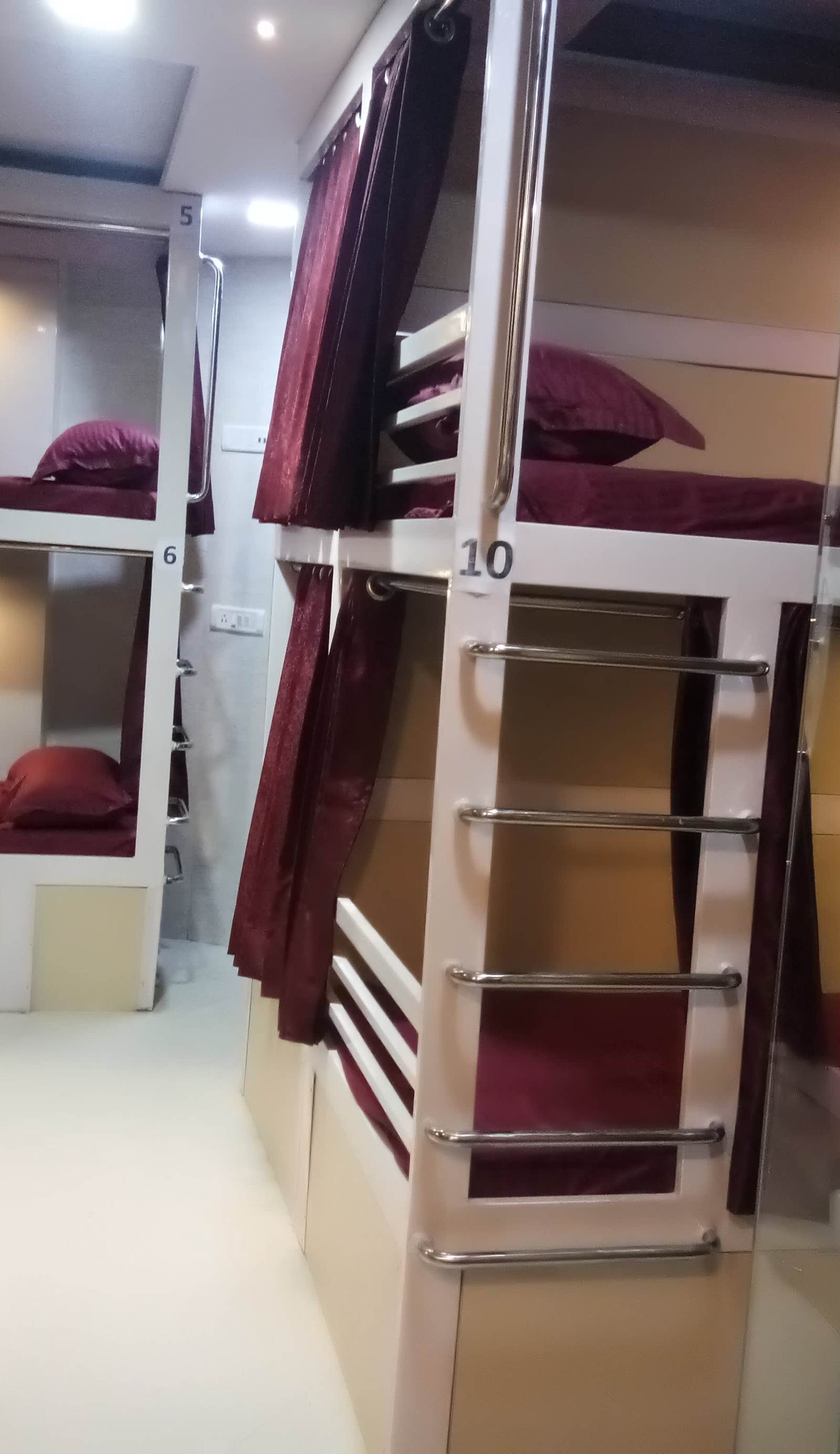 Hotel Parkside Grand Navjyoti