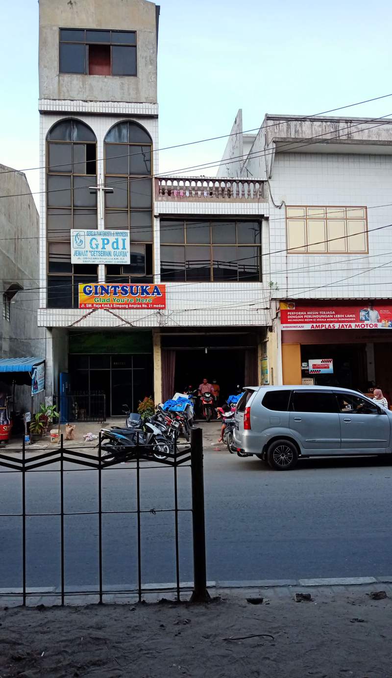 GINTSUKA Hostel Kualanamu - Bukit Lawang Hub