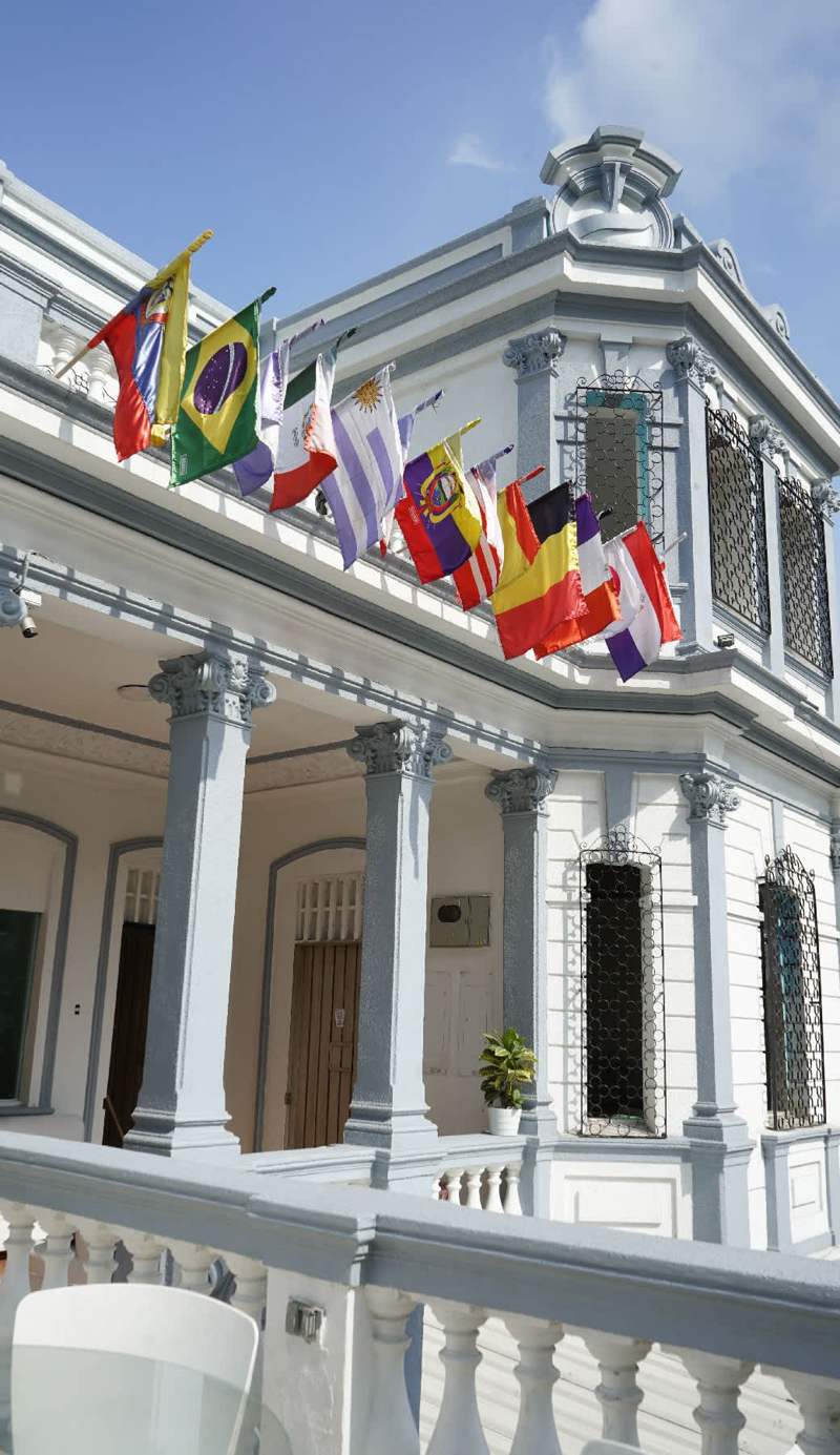 Petronios Hostel
