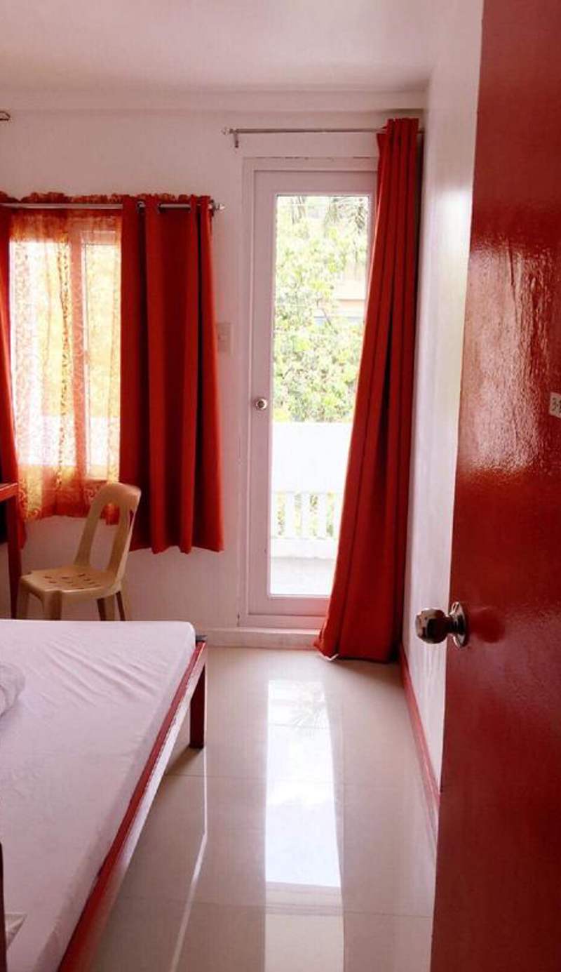 Stay Malate (former Wanderers Guest House)