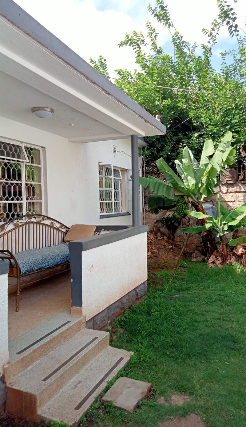 PinkRoses Gardens Hostel
