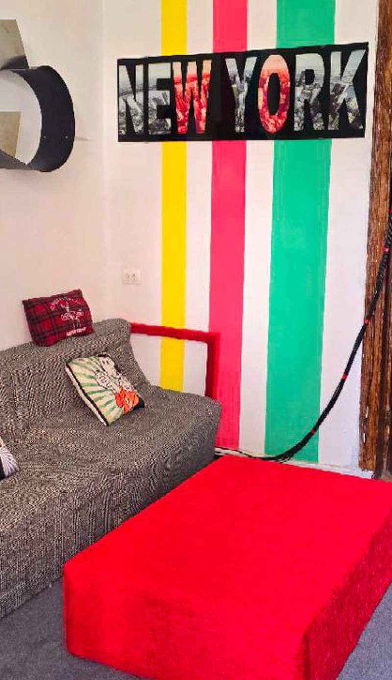 Colors Hostel