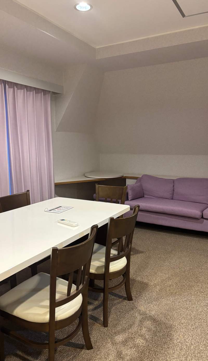 J-Hoppers Beppu Guesthouse