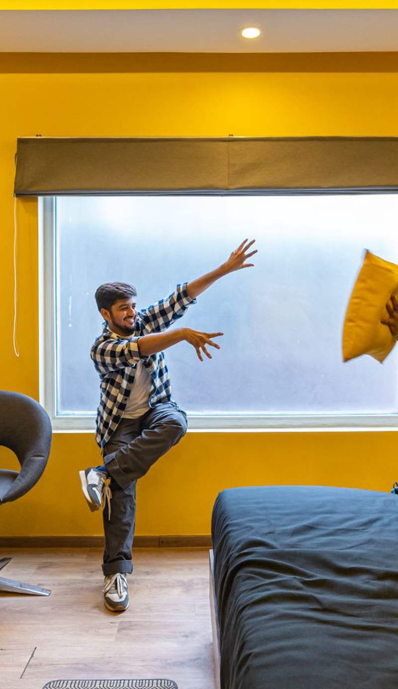 The Hosteller Bangalore, Brigade Road