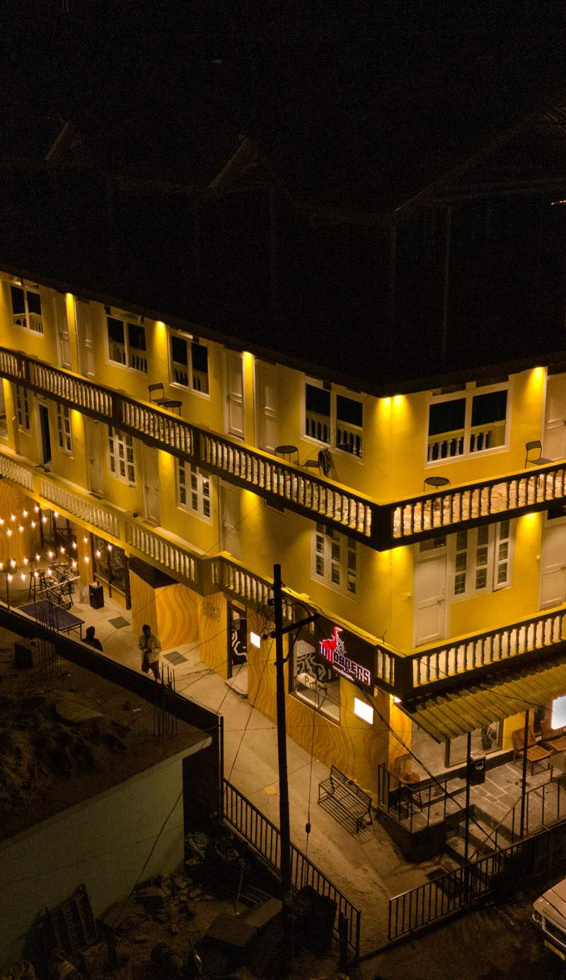 Whoopers Hostel Jibhi