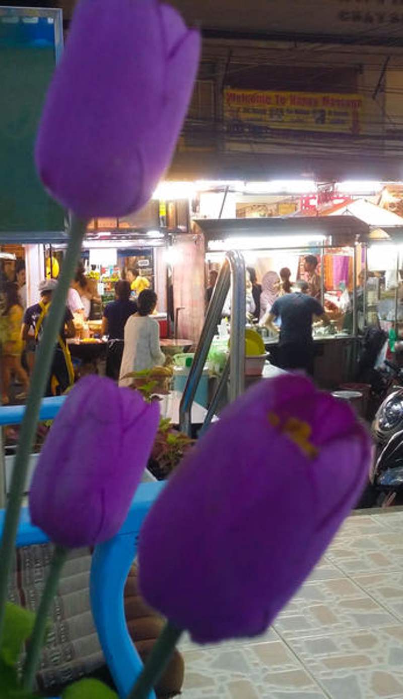 HuaHin Night Market Hostel