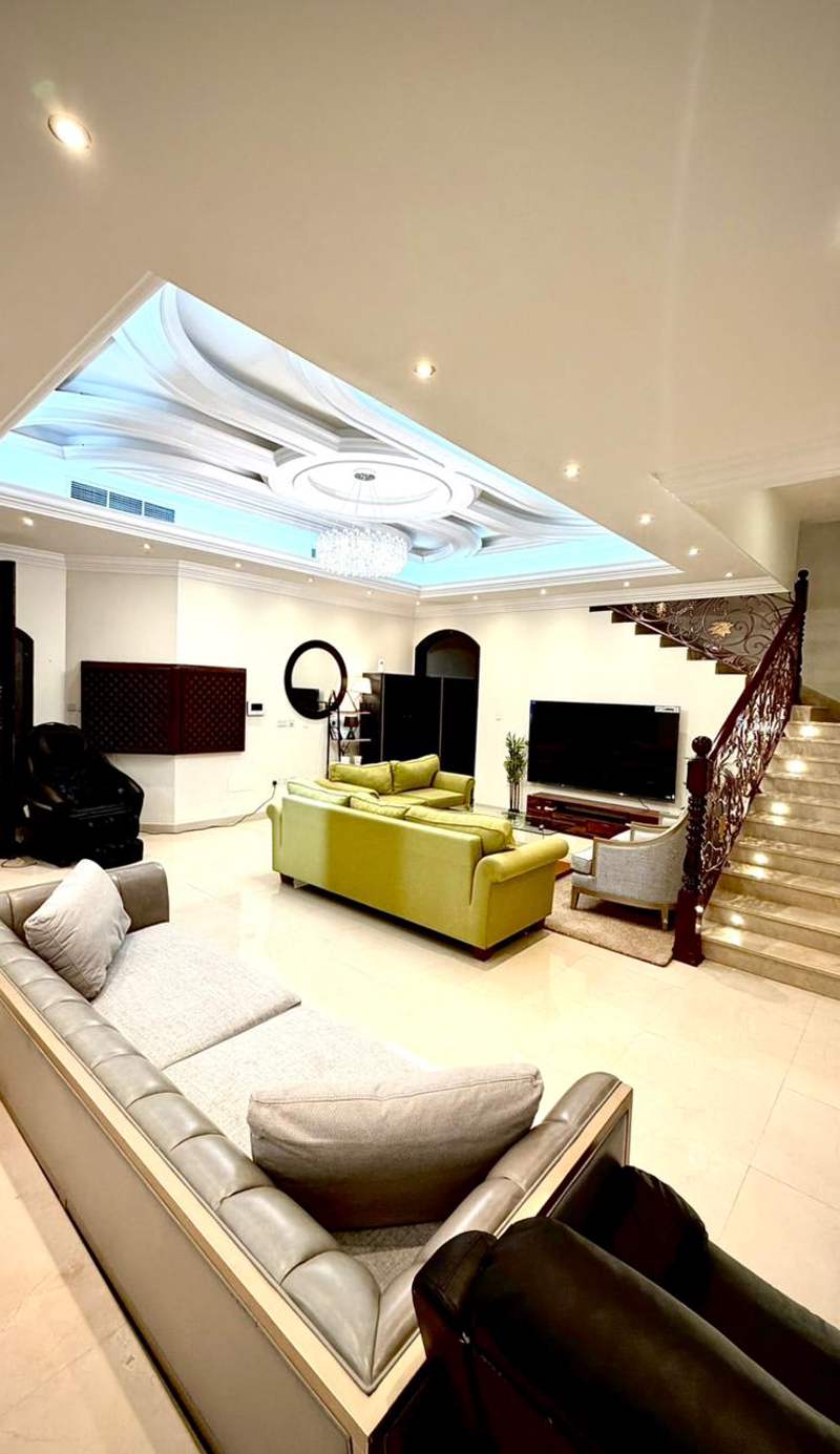 Meet Luxury Japanese Capsule Hostel Villa - Dubai