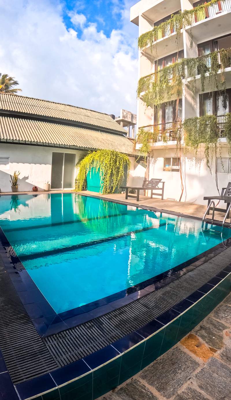 Travellers Hostel Hikkaduwa
