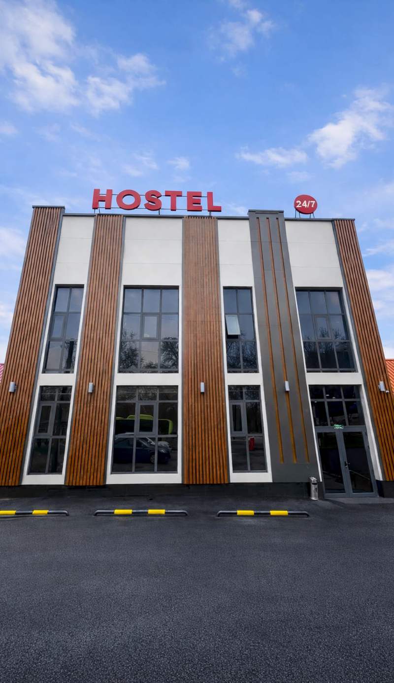 Mevazor Hostel by Byond