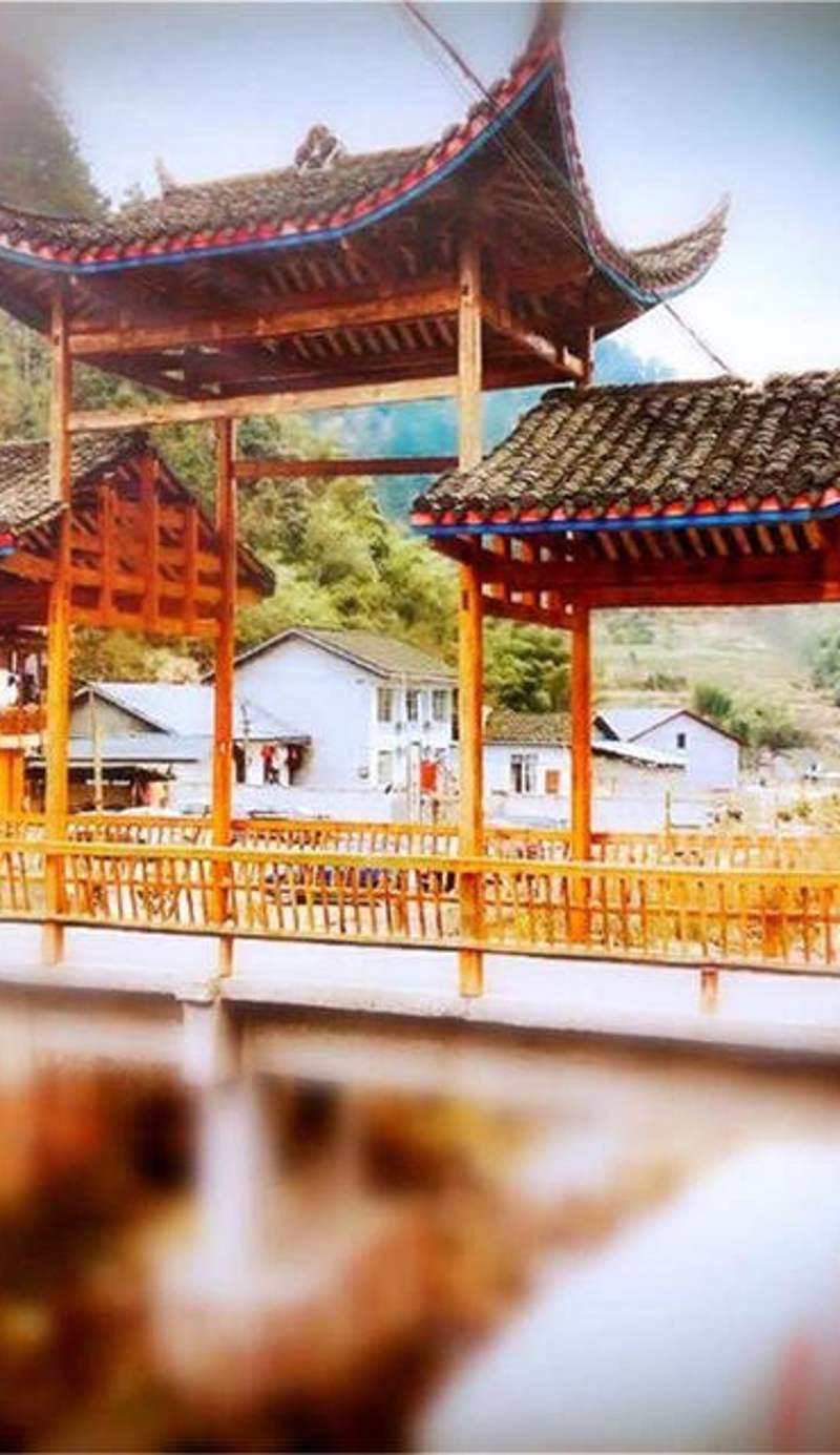 Zhangjiajie Tongfu inn (In National Forest Park)