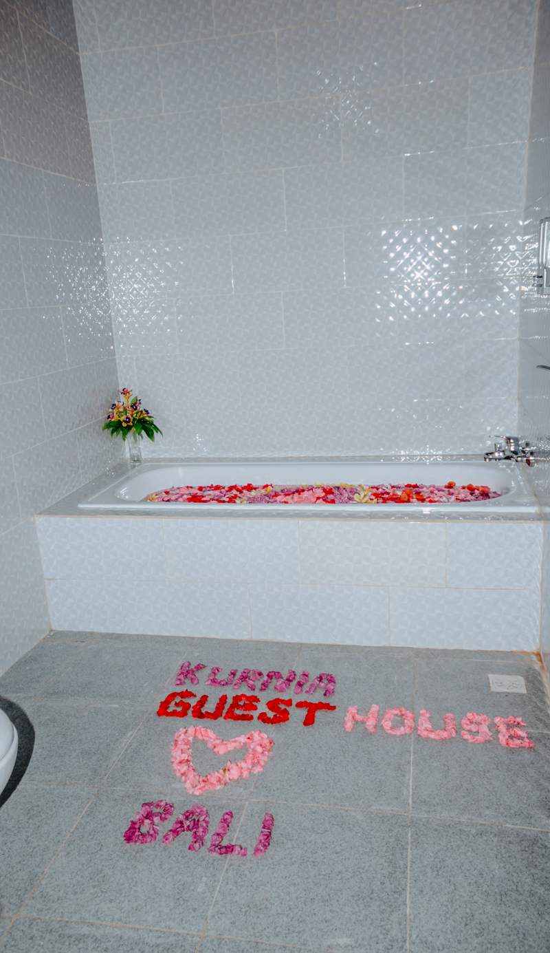 Kurnia  Guest House & Spa