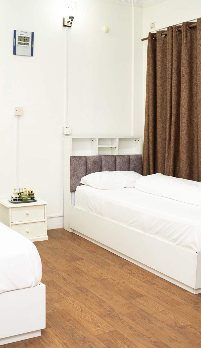 Aarya Wellness & Hostel