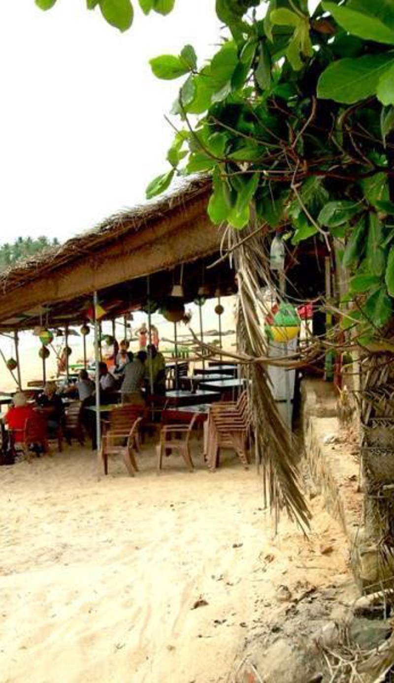 Bandhusena House and Apartment