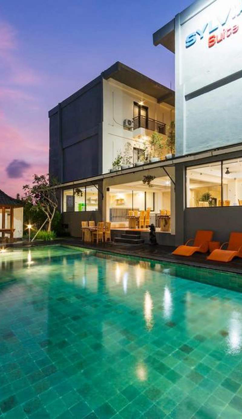 RedDoorz Plus near Mall Bali Galeria 2