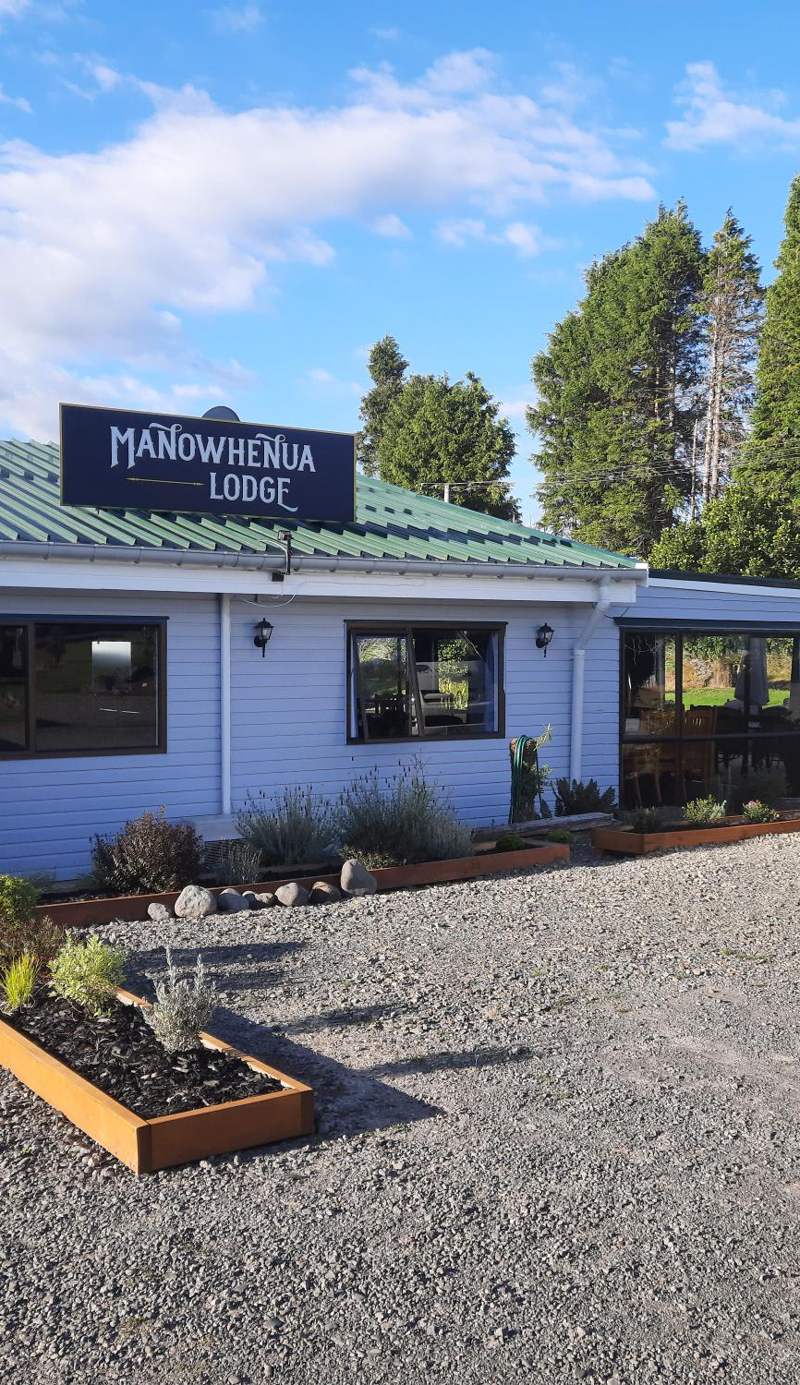 Manowhenua Lodge