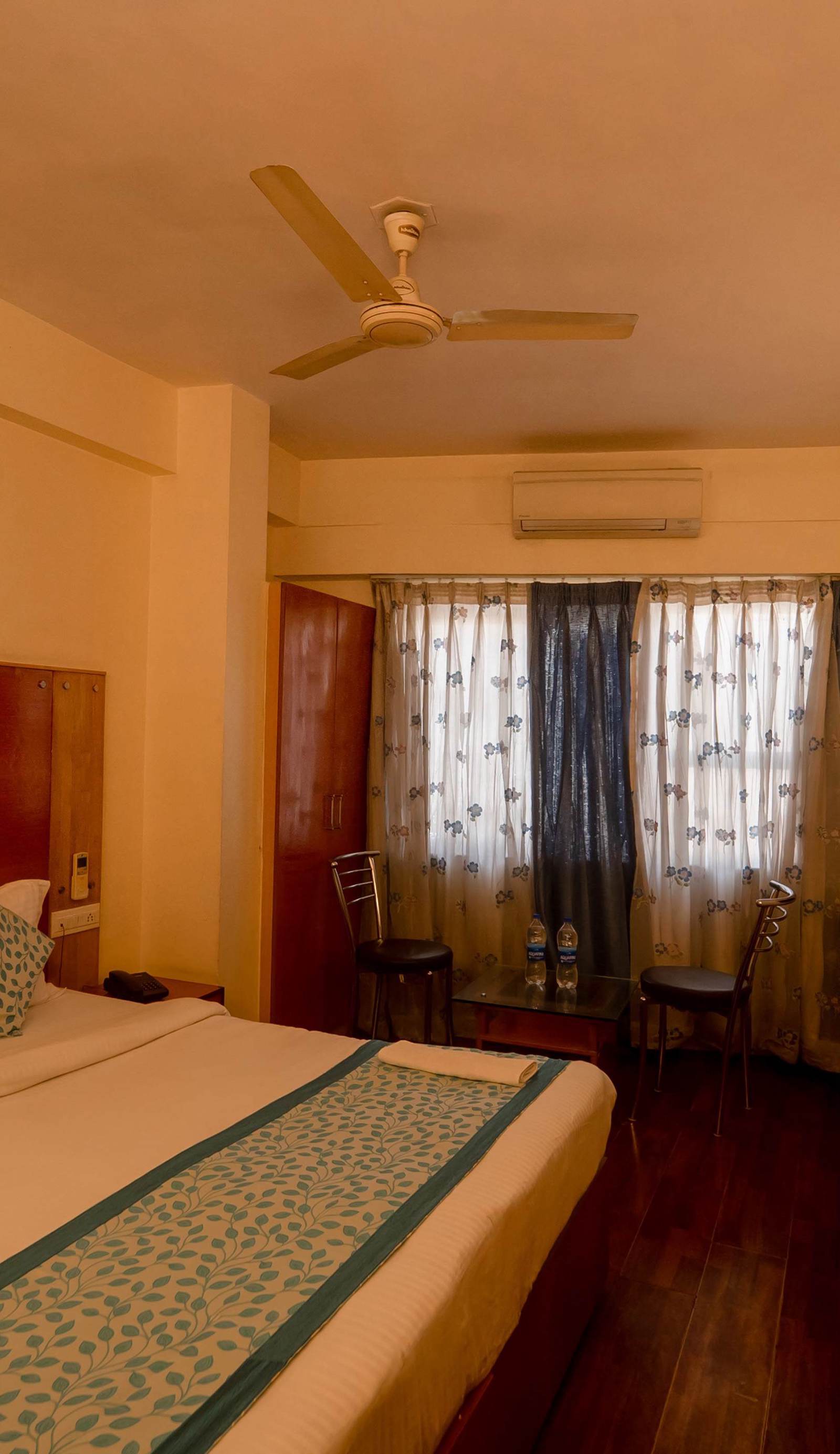 Vatika Inn Hotel