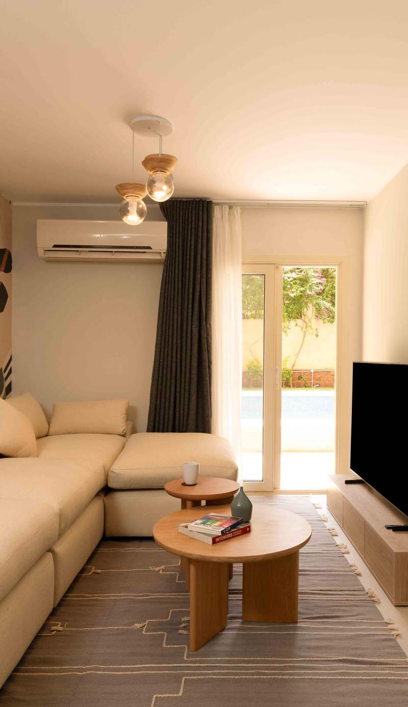 Chill & Swim 2BR October City