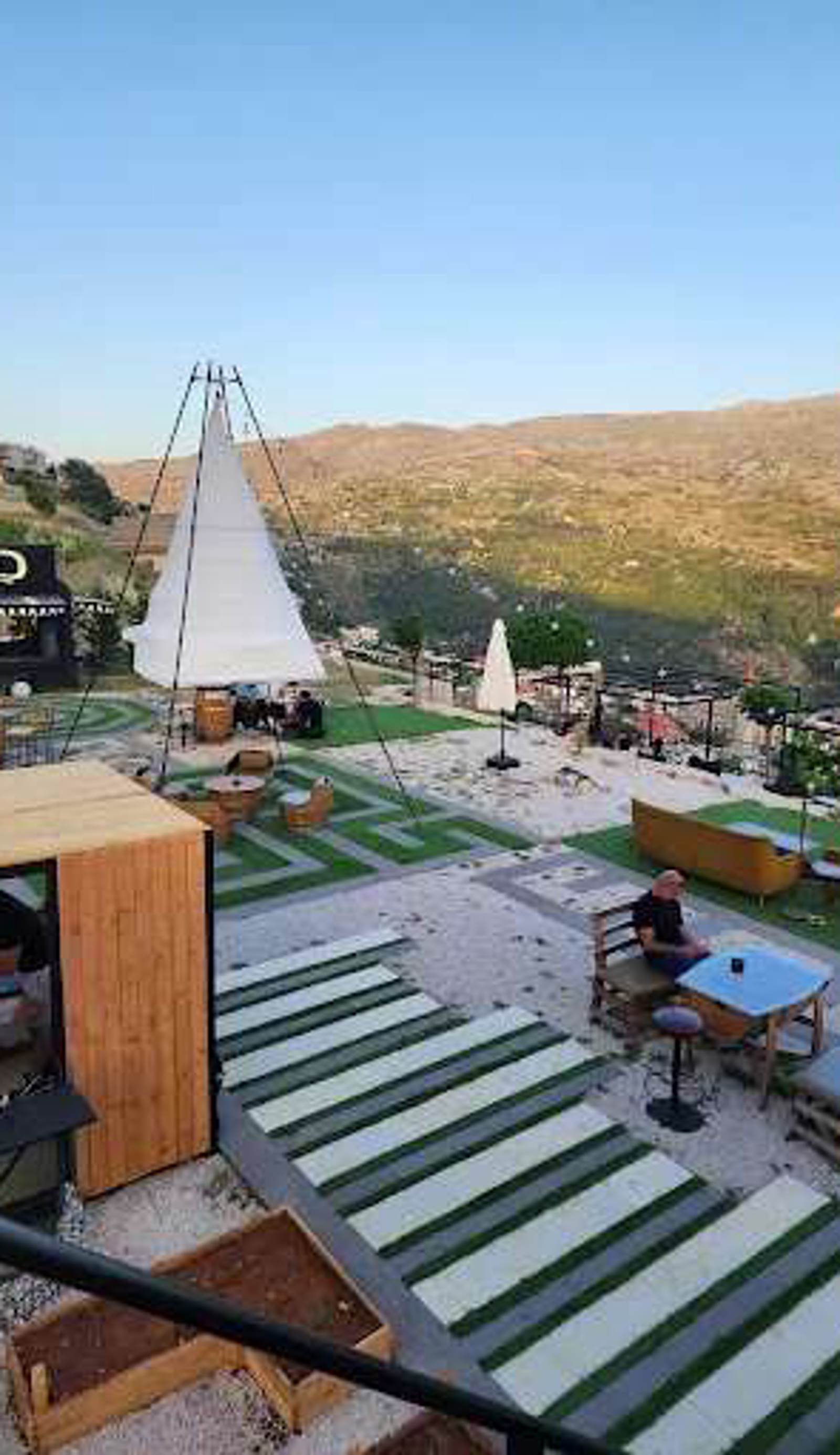 Vibes Guest House and Venue