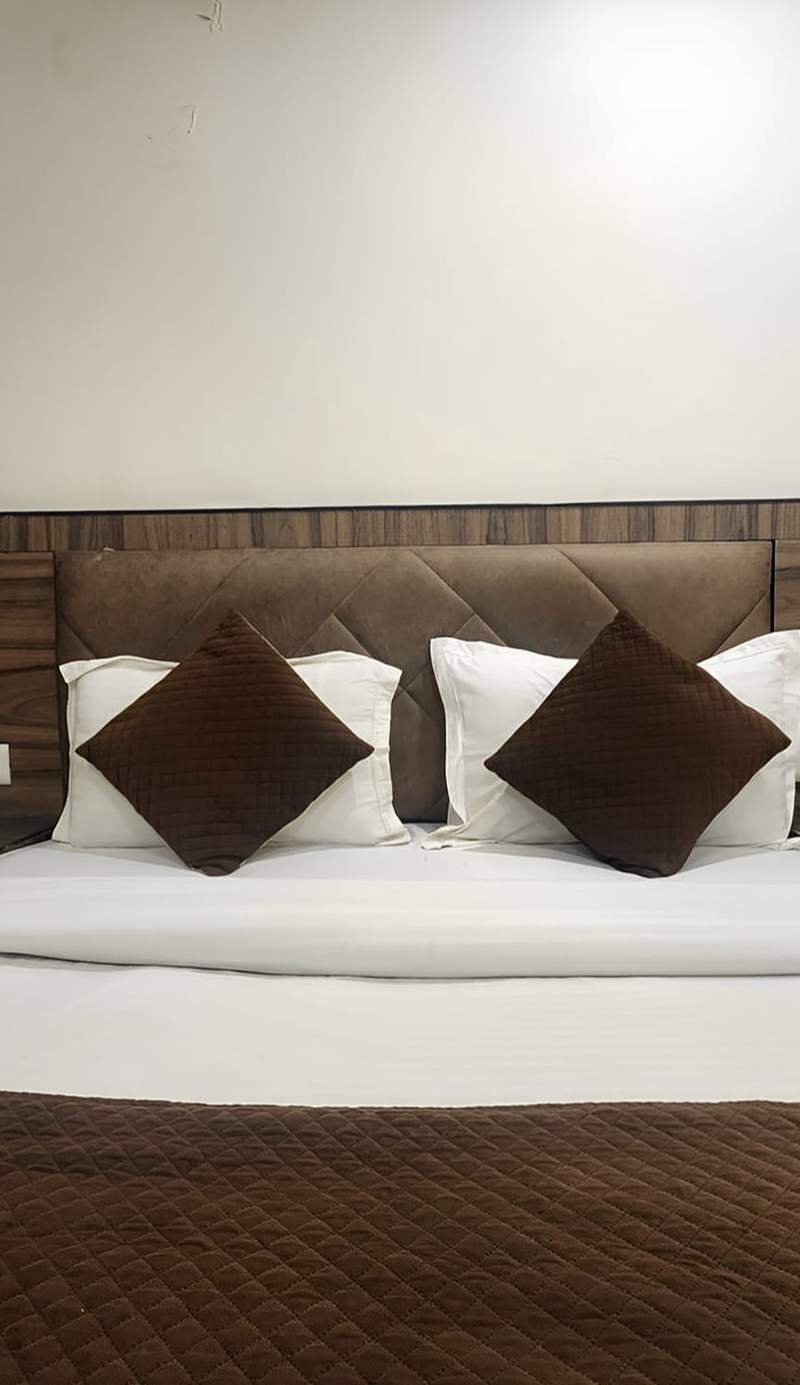 Hotel Geetanjali Inn