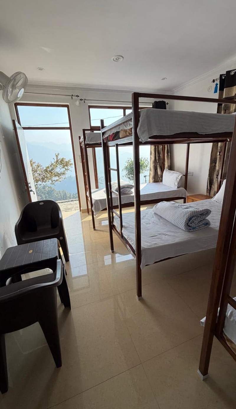Peaceful Himalayan Mountain Hostel Near Rishikesh
