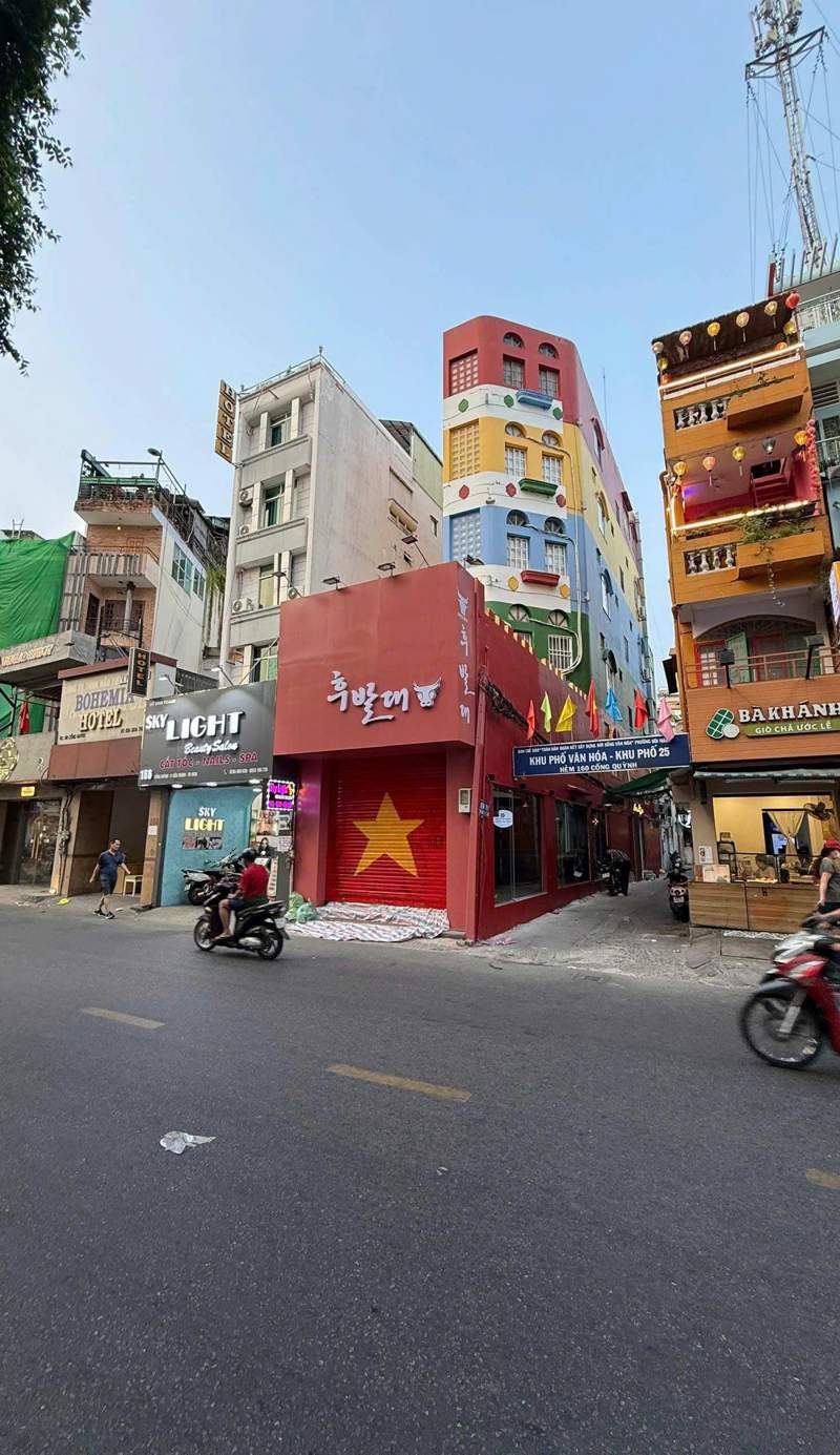 AVORA Central District 1 Cong Quynh