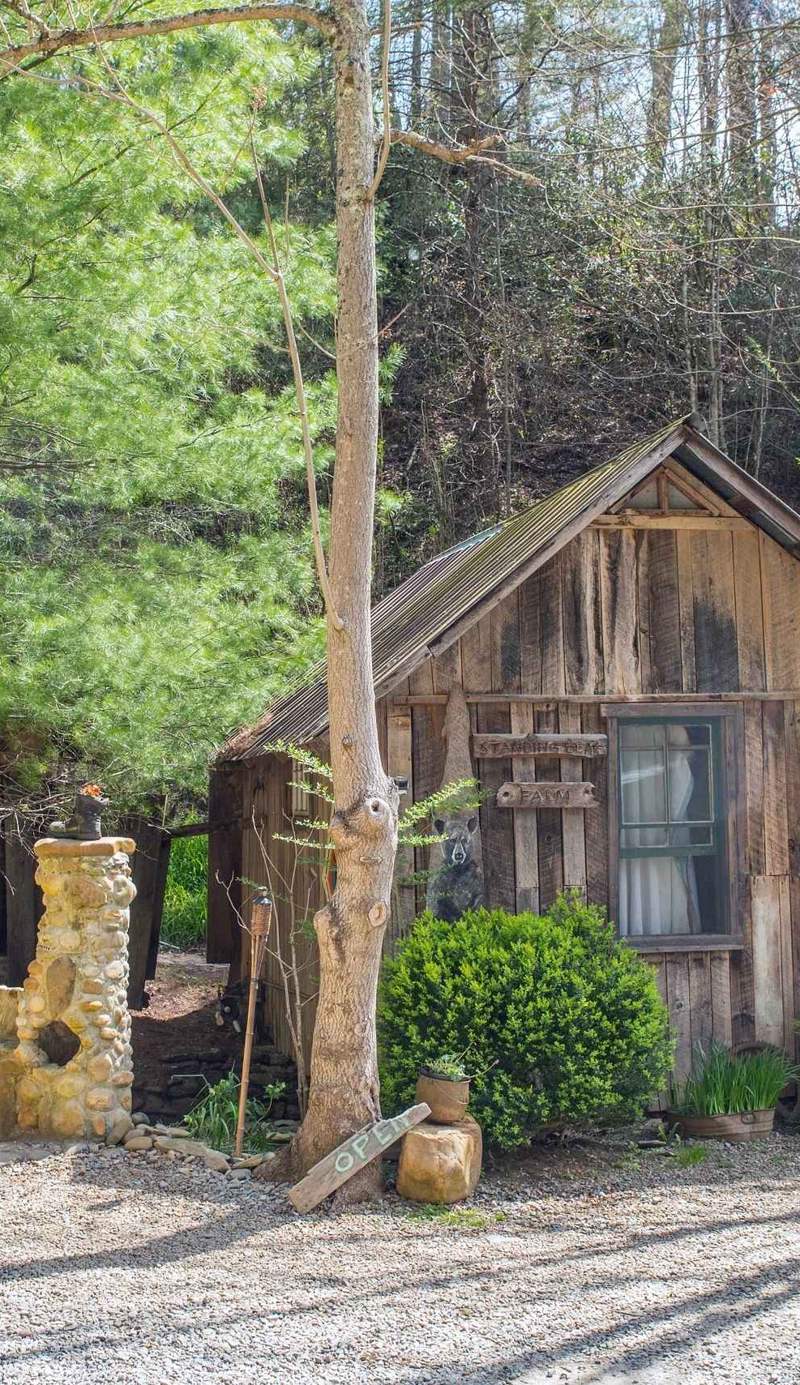 Standing Bear Farm Hostel
