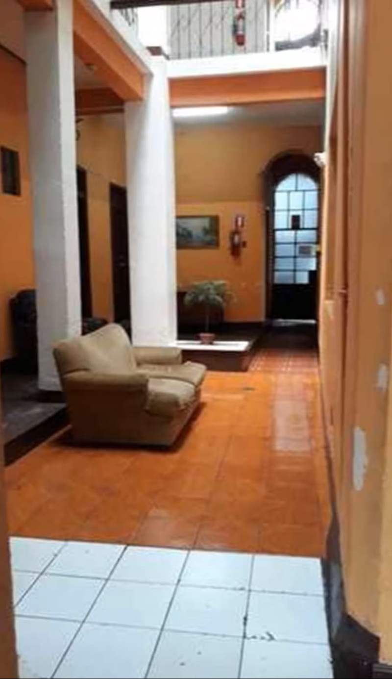 Hostal Castel WL