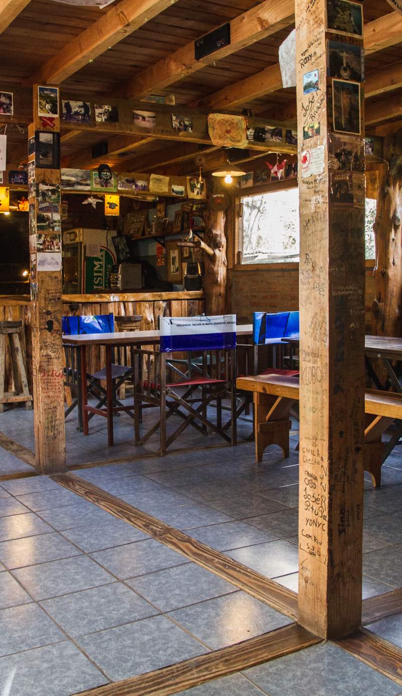 Los Coihues Camping & Hostel