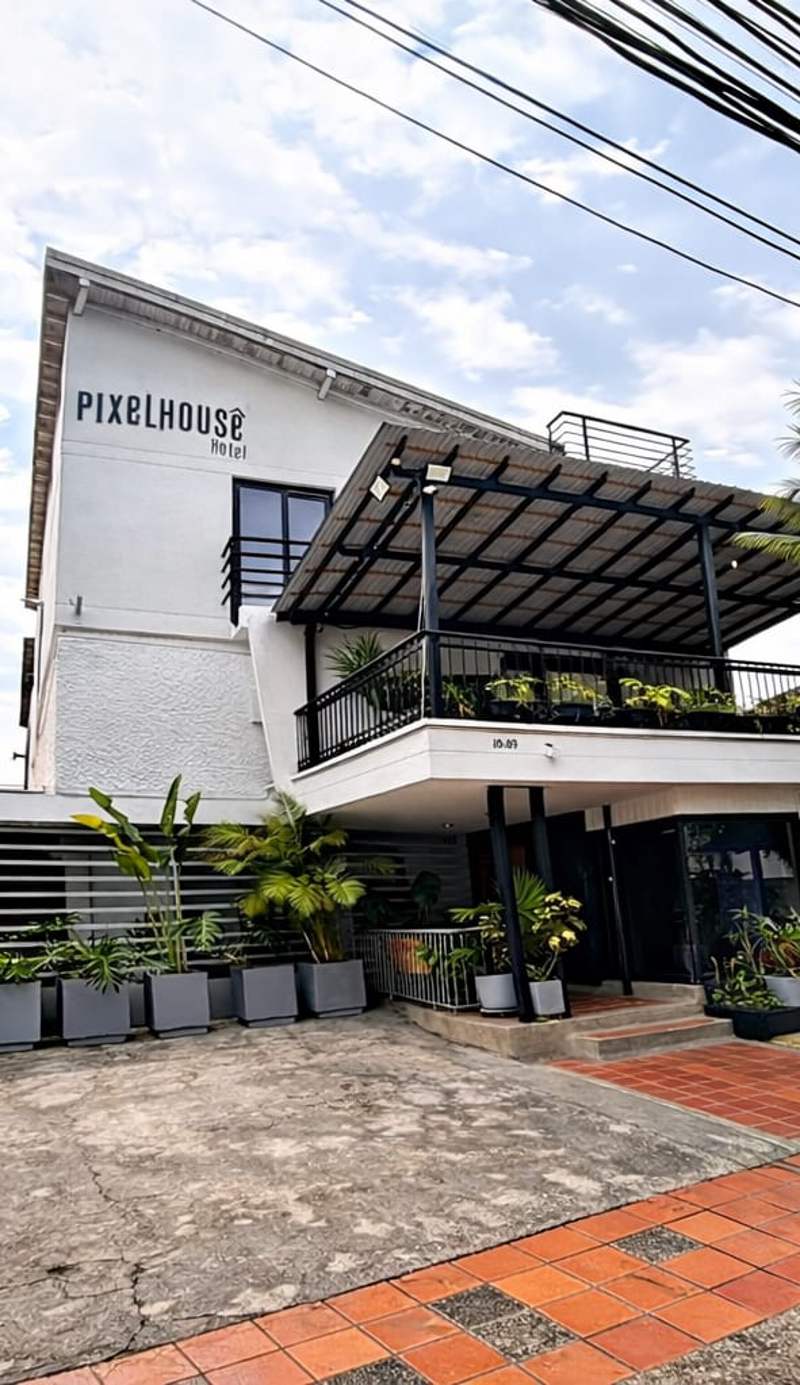 Pixel House Hotel
