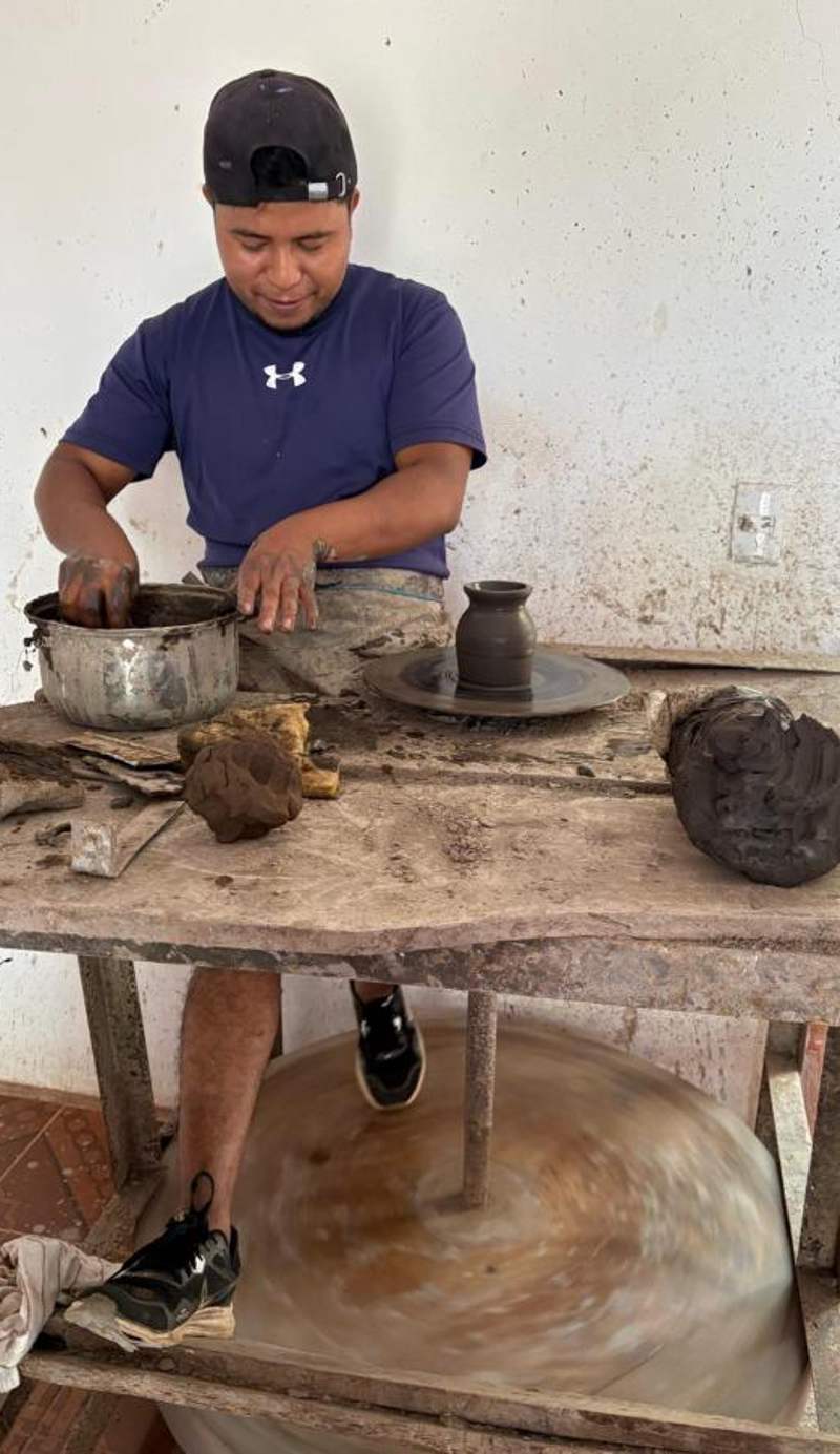 La casa de leo ,Hostal ,coffe y artesanía local