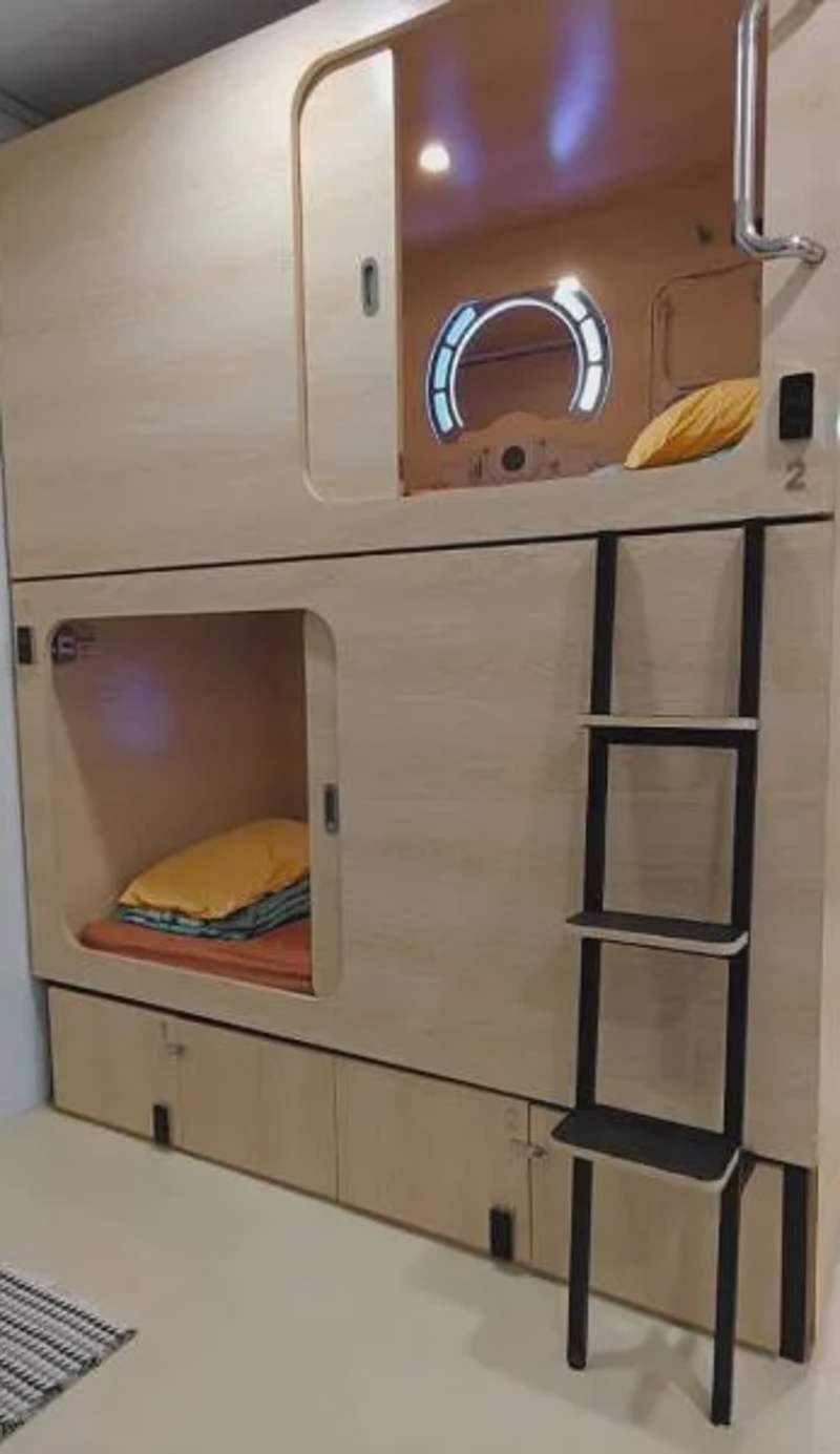 Sleepy Bear Capsule Hostel